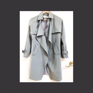Waterfall trench coat size small